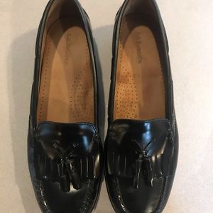 Ladies Bass Loafers
